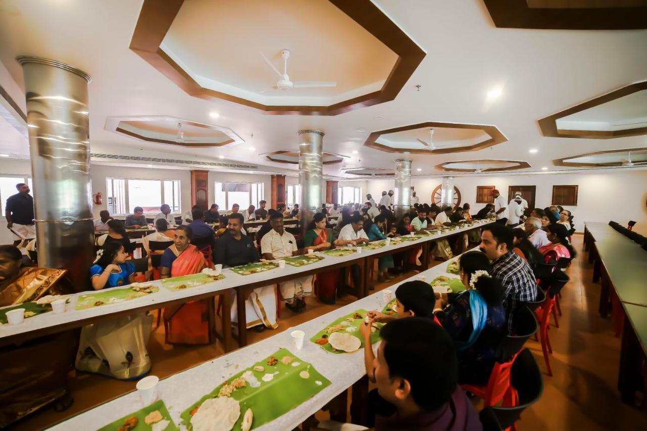 Hotel Guruvayur Darshan Zewnętrze zdjęcie