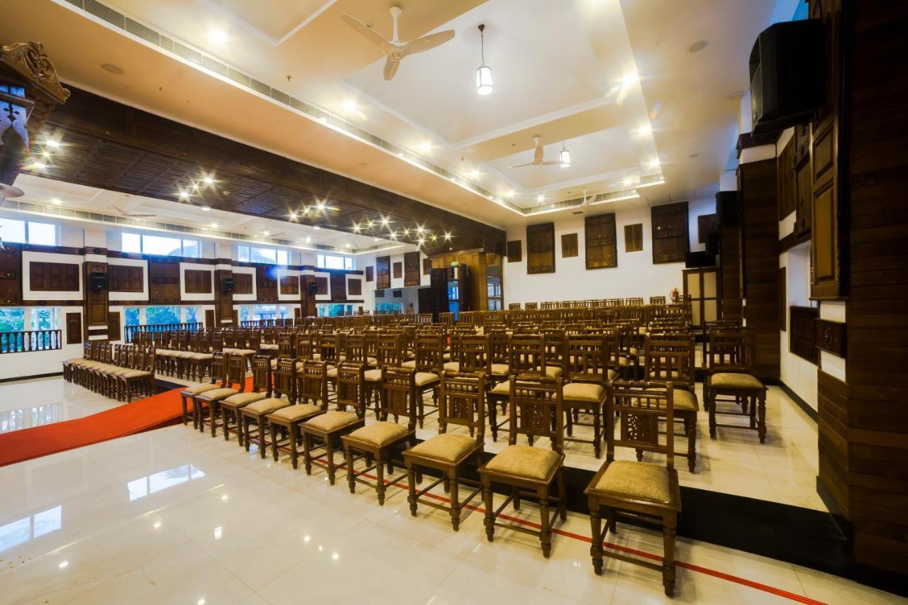 Hotel Guruvayur Darshan Zewnętrze zdjęcie
