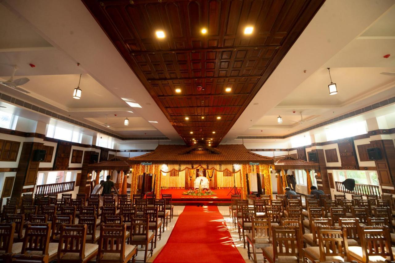 Hotel Guruvayur Darshan Zewnętrze zdjęcie